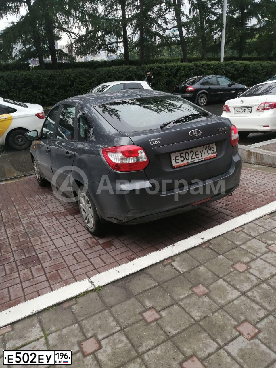 Фото автомобиля LADA 2191 GRANTA, 2016 — госномер Е502ЕУ196. Цвет: ТЕМНО-СЕРЫЙ