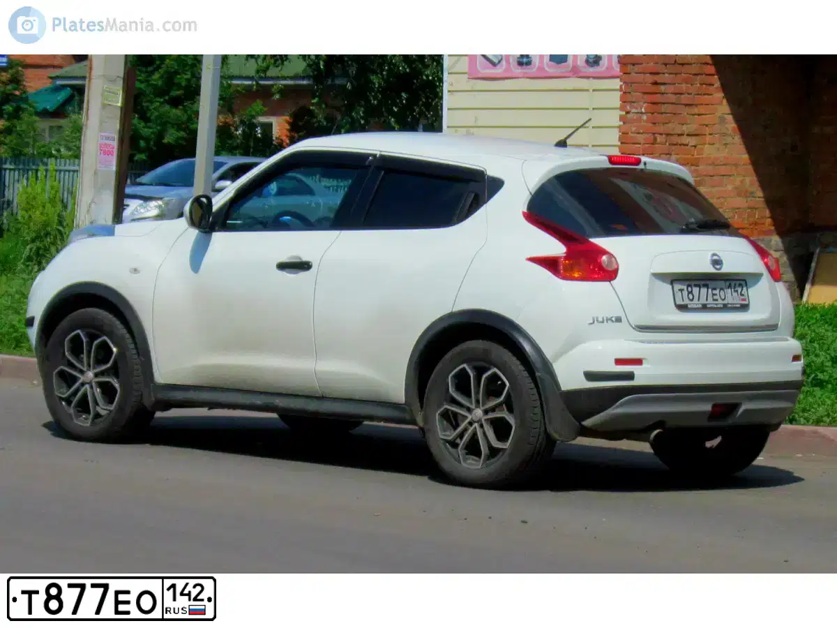 Фото автомобиля НИССАН JUKE 1.6, 2011 — госномер У072ОВ45. Цвет: БЕЛЫЙ