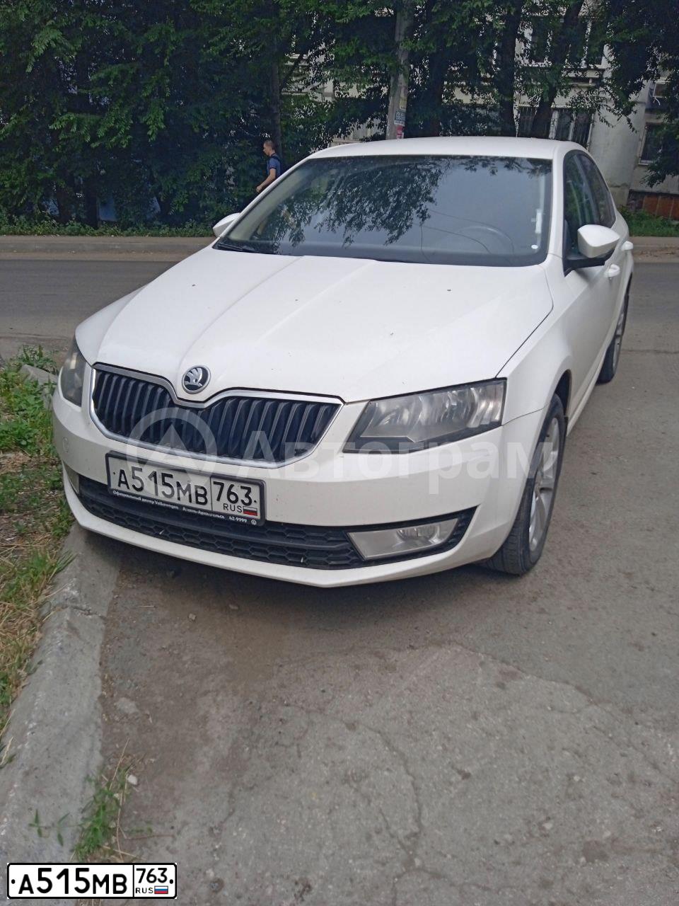Фото автомобиля SKODA OCTAVIA, 2013 — госномер А515МВ763. Цвет: БЕЛЫЙ