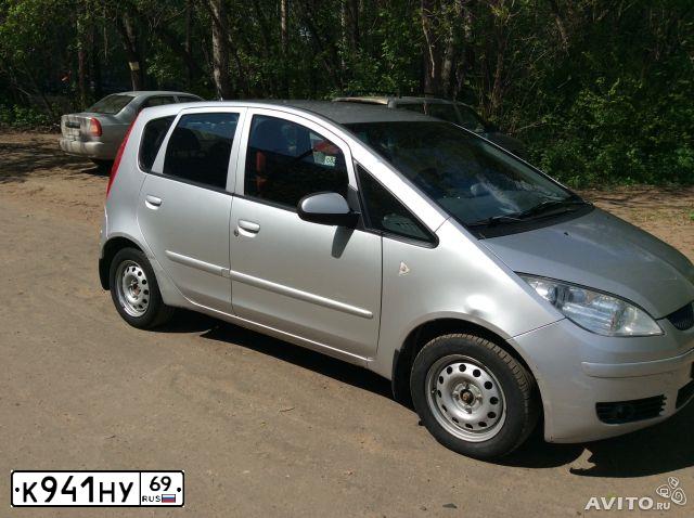 Фото автомобиля MITSUBISHI COLT, 2005 — госномер Е224КЕ550. Цвет: СЕРЕБРИСТЫЙ