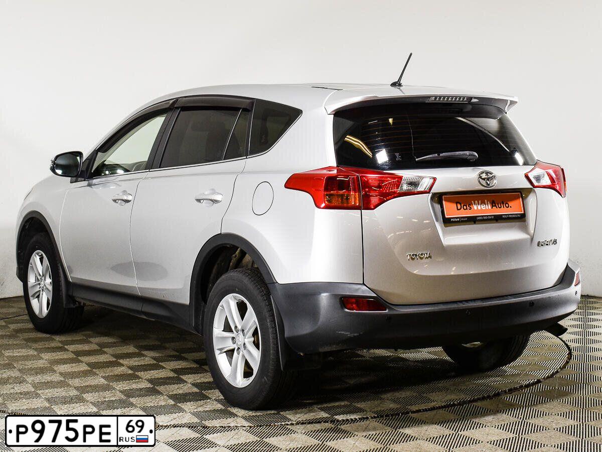 Фото автомобиля TOYOTA RAV4, 2013 — госномер Р975РЕ69. Цвет: СЕРЫЙ