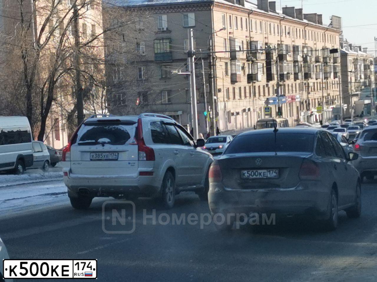 Фото автомобиля LADA 2112 LADA, 2004 — госномер К500КЕ174. Цвет: ЯРКО-СИНИЙ