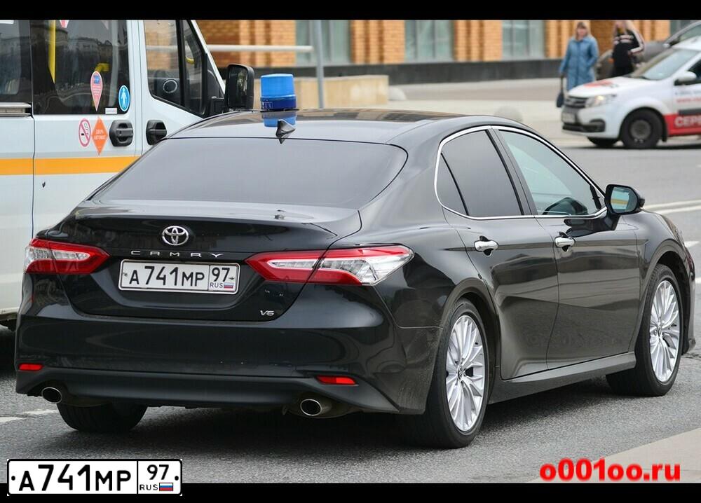 Фото автомобиля TOYOTA CAMRY GSV70L RЕZGВХ, 2020 — госномер А741МР97. Цвет: ЧЕРНЫЙ