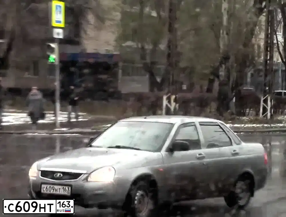 Фото автомобиля LADA 2170 PRIORA, 2012 — госномер С609НТ163. Цвет: СРЕДНИЙ СЕРО-ЗЕЛЕНЫЙ МЕТАЛЛИК