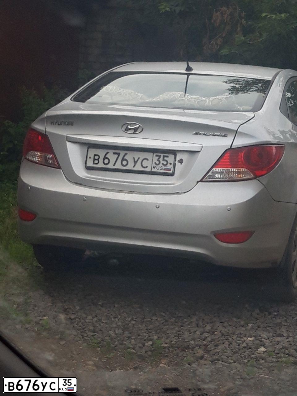 Фото автомобиля HYUNDAI SOLARIS, 2012 — госномер В676УС35. Цвет: СЕРЕБРИСТЫЙ