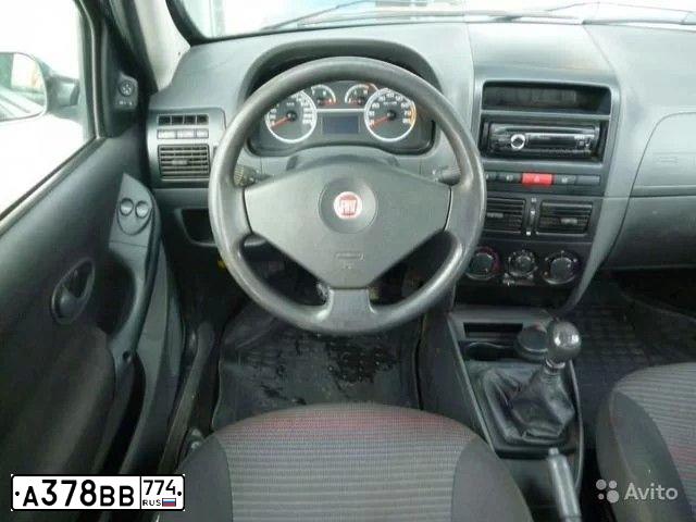 Фото автомобиля FIAT ALBEA, 2008 — госномер Р953АУ96. Цвет: СЕРЫЙ