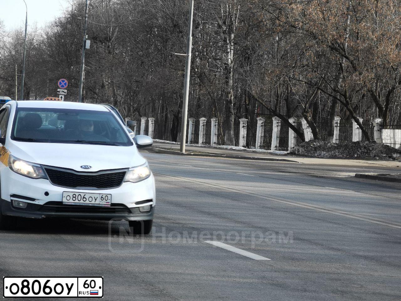 Фото автомобиля KIA RIO, 2017 — госномер С638СА797. Цвет: СЕРЫЙ