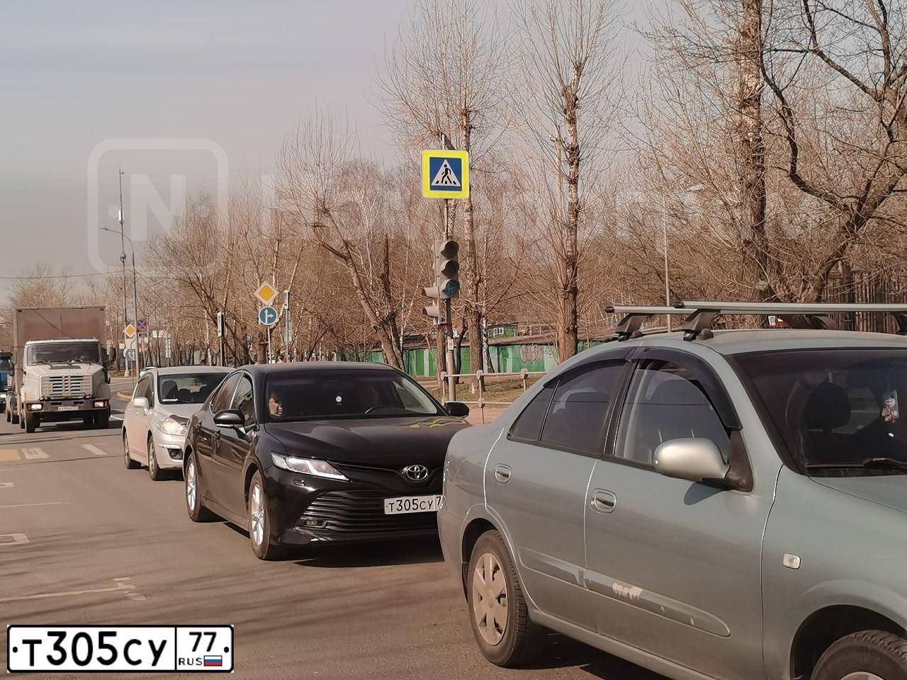 Фото автомобиля VOLKSWAGEN PASSAT, 2012 — госномер Т305СУ77. Цвет: ЧЕРНЫЙ