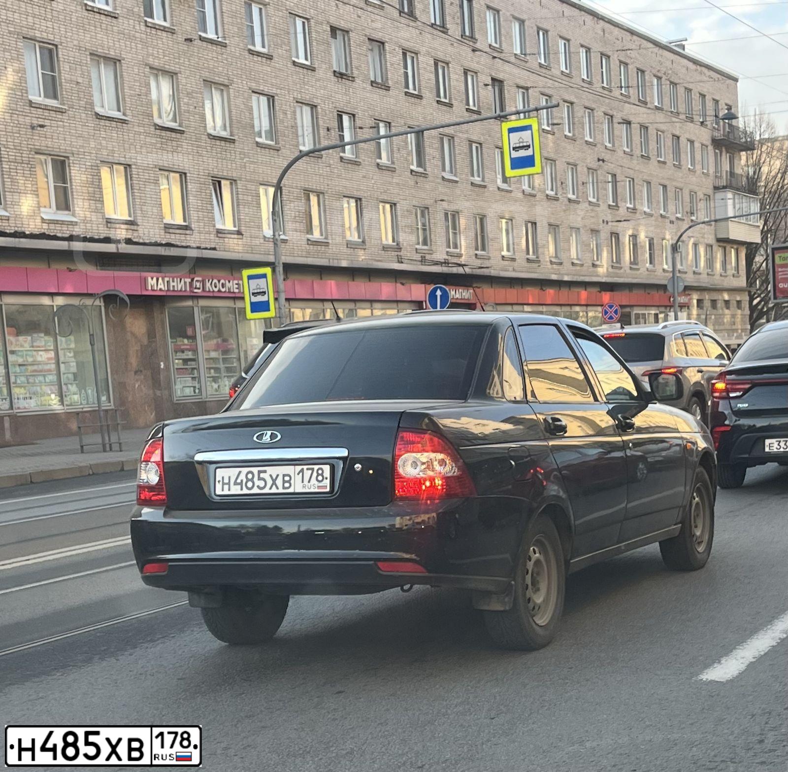 Фото автомобиля LADA PRIORA, 2013 — госномер О025ОК142. Цвет: Сине-Черный