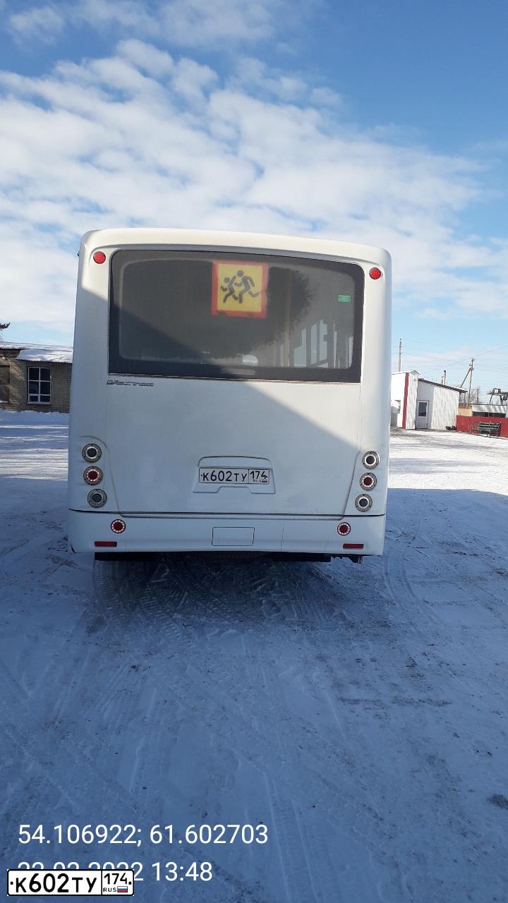 Фото автомобиля IVECO EUROCARGO, 2016 — госномер М602ТУ174. Цвет: БЕЛЫЙ
