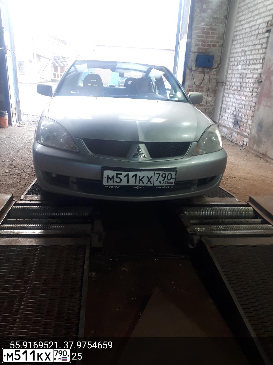 Фото автомобиля MITSUBISHI LANCER, 2006 — госномер М511КХ790. Цвет: СЕРЕБРИСТЫЙ
