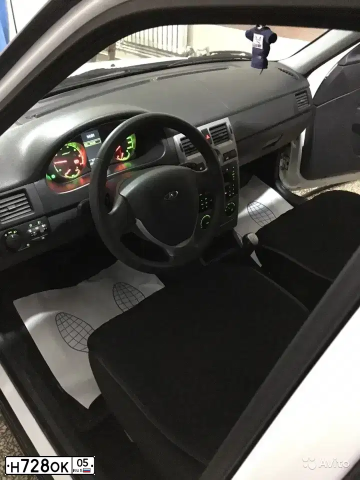 Фото автомобиля LADA 2170 PRIORA, 2013 — госномер О077РТ05. Цвет: Белый