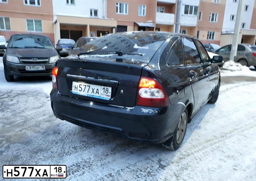 Фото автомобиля LADA 2172 PRIORA, 2009 — госномер Н298ХТ159. Цвет: Сине-Черный