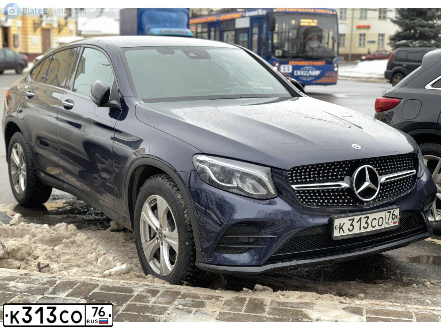 Фото автомобиля MERCEDES GLC-KLASSE, 2018 — госномер Р509ЕС76. Цвет: синий