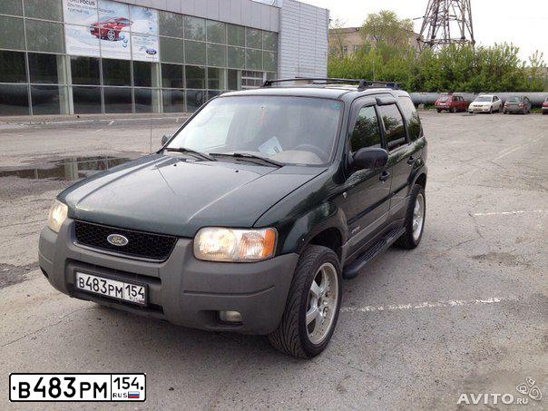 Фото автомобиля FORD ESCAPE, 2000 — госномер У983ОТ55. Цвет: ЗЕЛЕНЫЙ