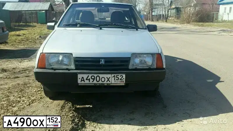 Фото автомобиля LADA 2109 SAMARA, 2002 — госномер О511ТХ33. Цвет: СВЕТЛО-СЕРЫЙ
