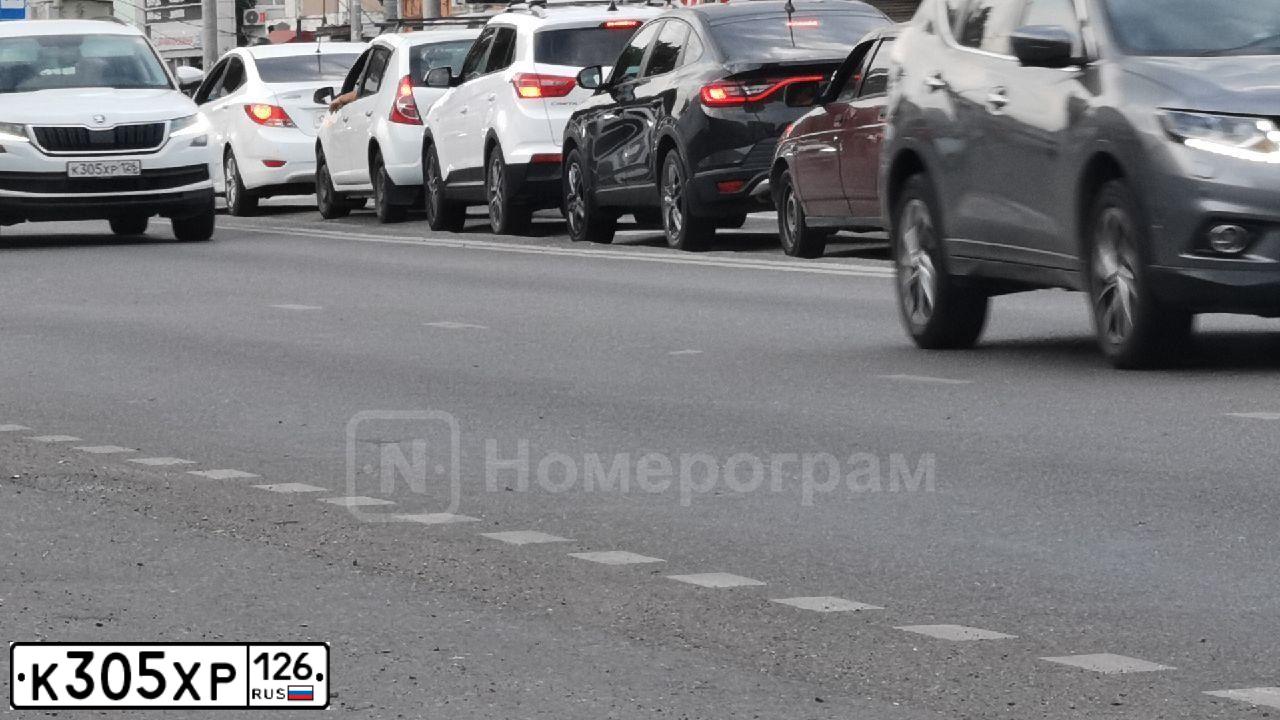Фото автомобиля SKODA KODIAQ, 2019 — госномер К305ХР126. Цвет: Белый