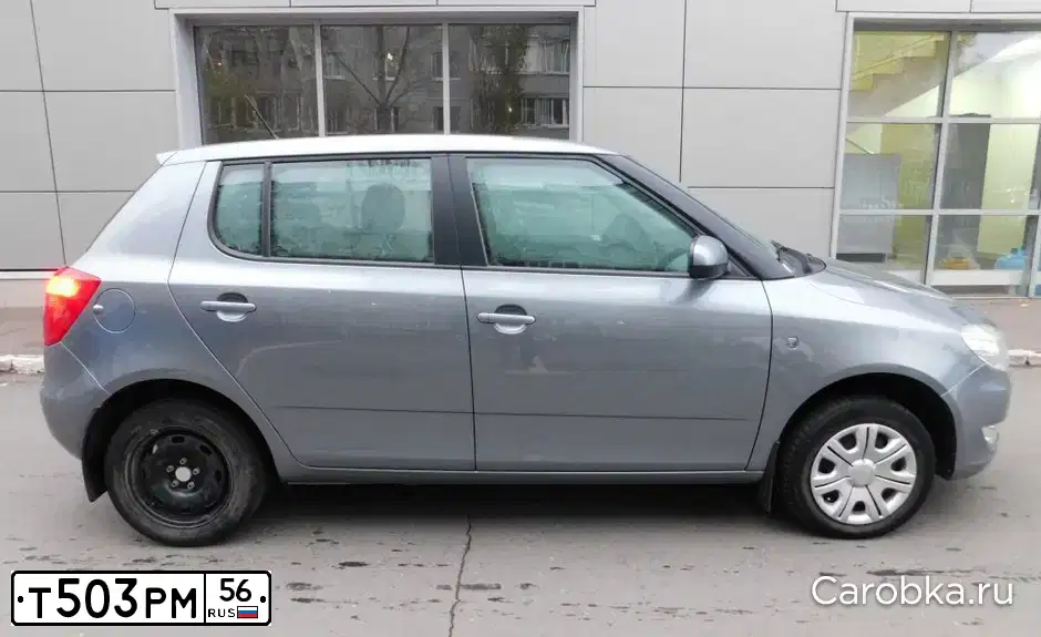 Фото автомобиля SKODA FABIA, 2012 — госномер Т503РМ56. Цвет: СЕРЫЙ