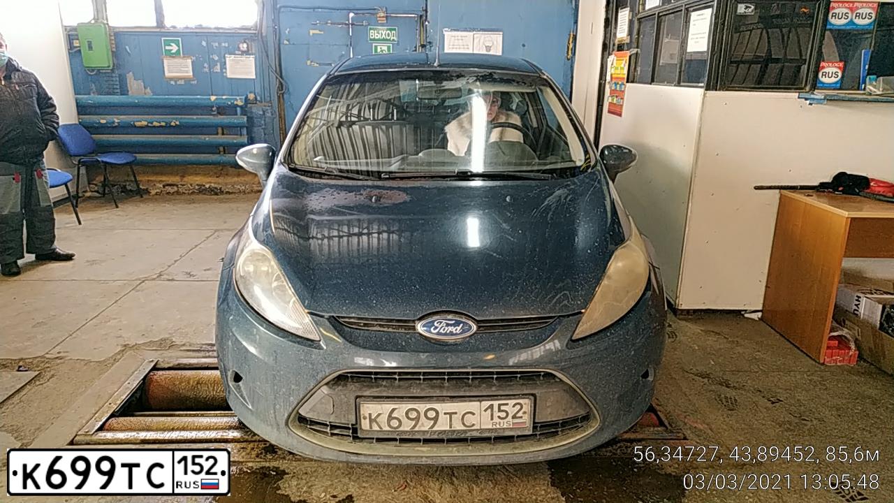 Фото автомобиля FORD FIESTA / ASPIRE, 2009 — госномер К699ТС152. Цвет: синий