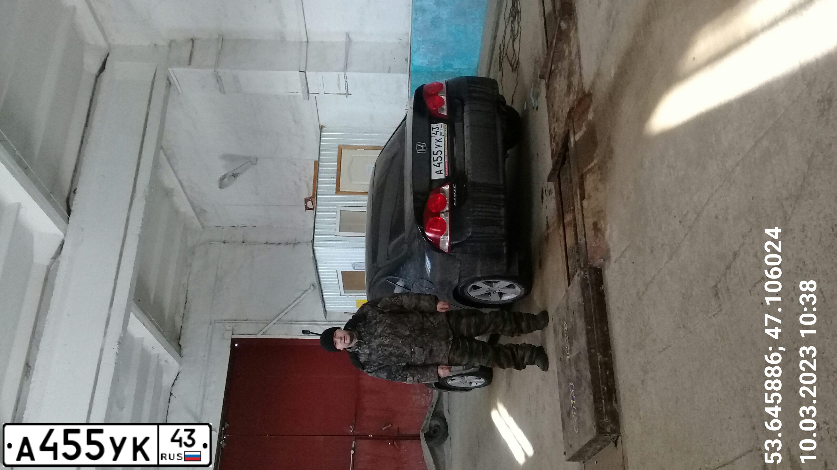 Фото автомобиля HONDA CIVIC, 2008 — госномер В004ЕС199. Цвет: ЧЕРНЫЙ