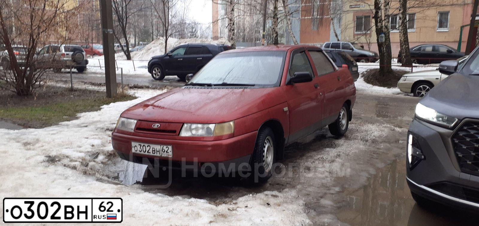 Фото автомобиля LADA 2110, 2000 — госномер О302ВН62. Цвет: СЕРЕБРИСТЫЙ КРАСНЫЙ