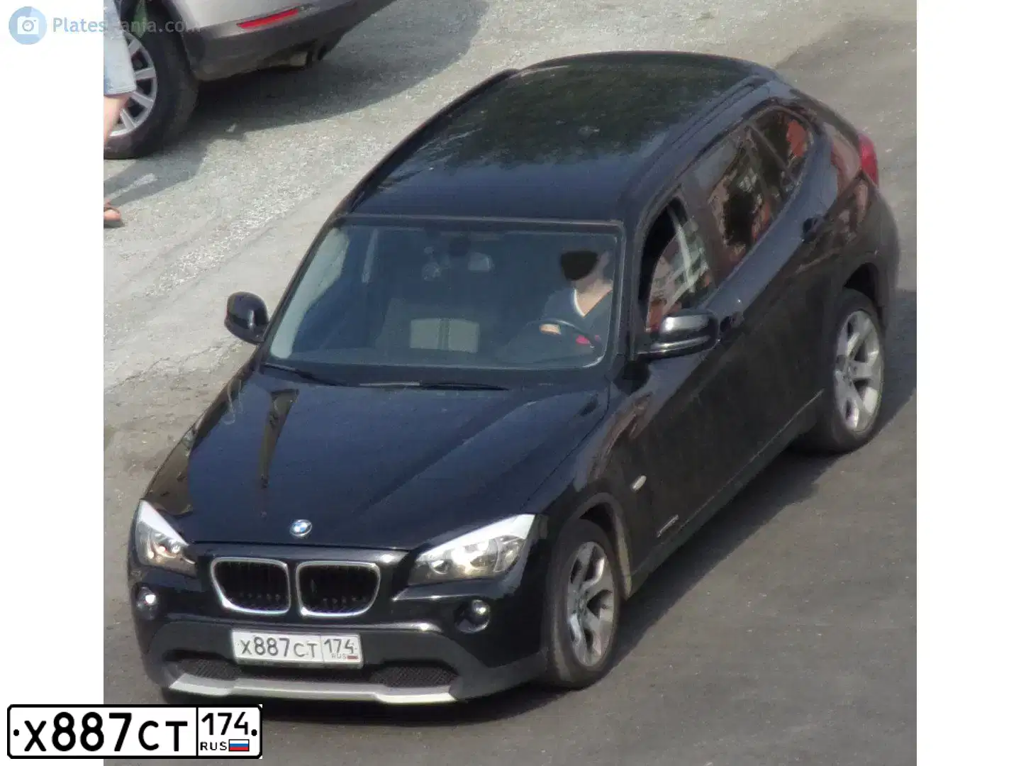Фото автомобиля BMW X1, 2012 — госномер Н301ВН196. Цвет: ЧЕРНЫЙ