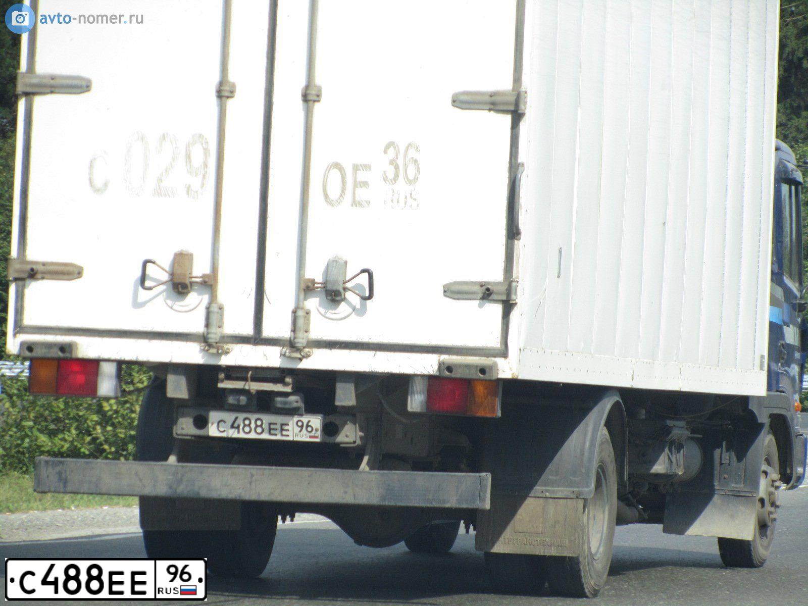Фото автомобиля HYUNDAI HD CARGO TRUCK, 2007 — госномер Е579МК196. Цвет: СИНИЙ