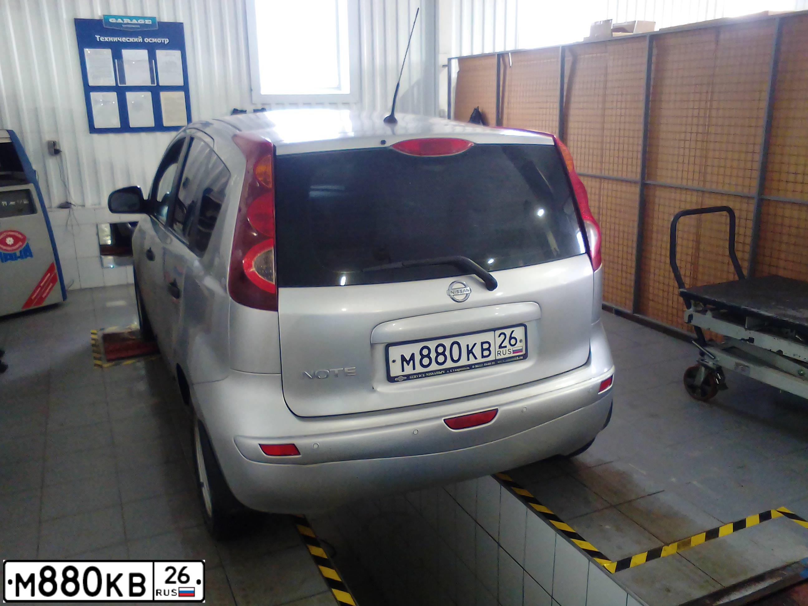 Фото автомобиля SKODA FABIA, 2002 — госномер М880КВ26. Цвет: КОРИЧНЕВО-ПЕСОЧНЫЙ