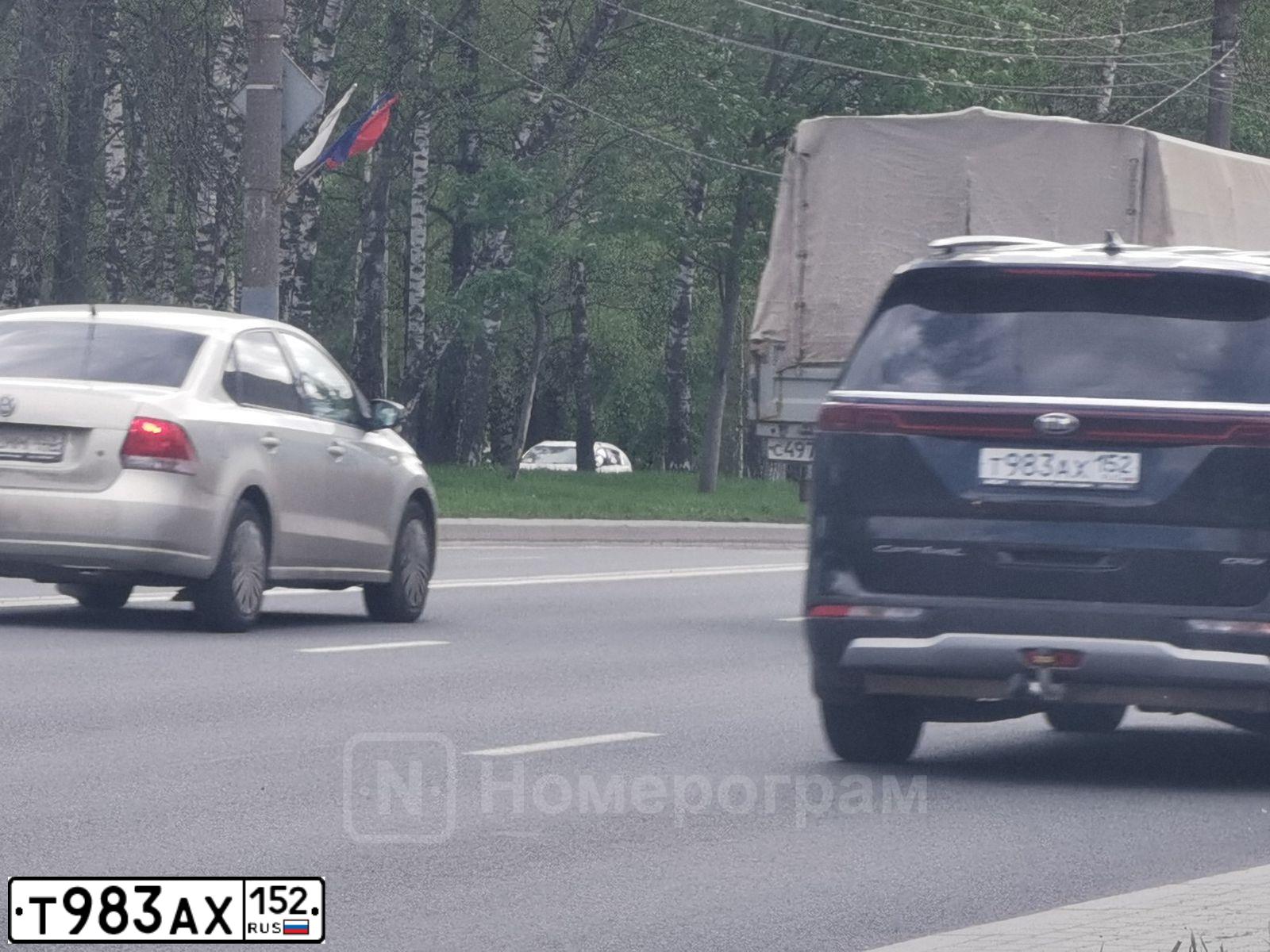Фото автомобиля KIA CARNIVAL, 2021 — госномер В075ЕС252