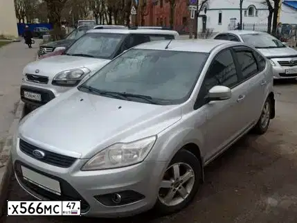Фото автомобиля KIA SOUL, 2013 — госномер Х566МС47. Цвет: СЕРЕБРИСТЫЙ