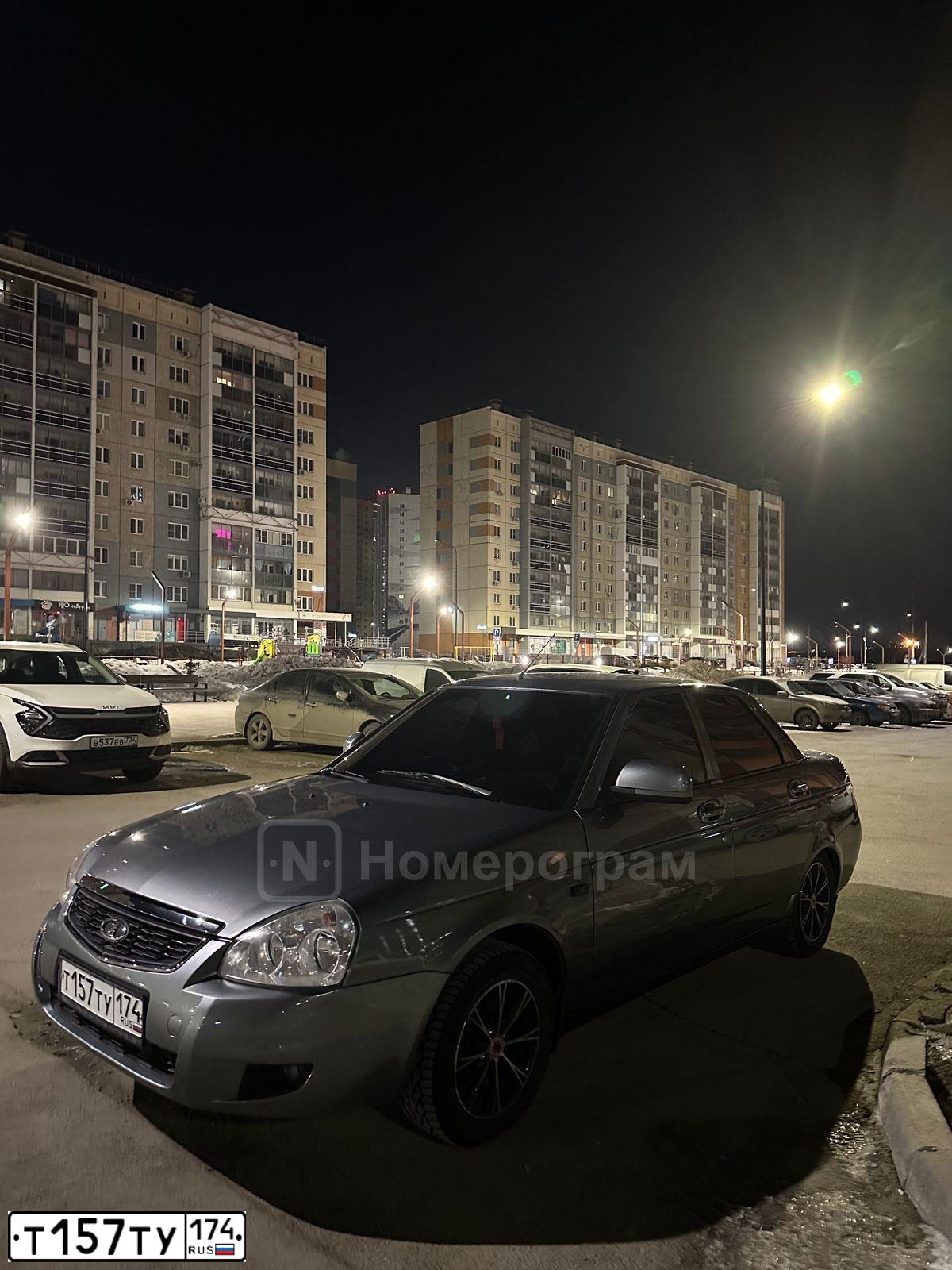 Фото автомобиля LADA 2170 PRIORA, 2011 — госномер Т157ТУ174. Цвет: средний серо-зеленый металлик