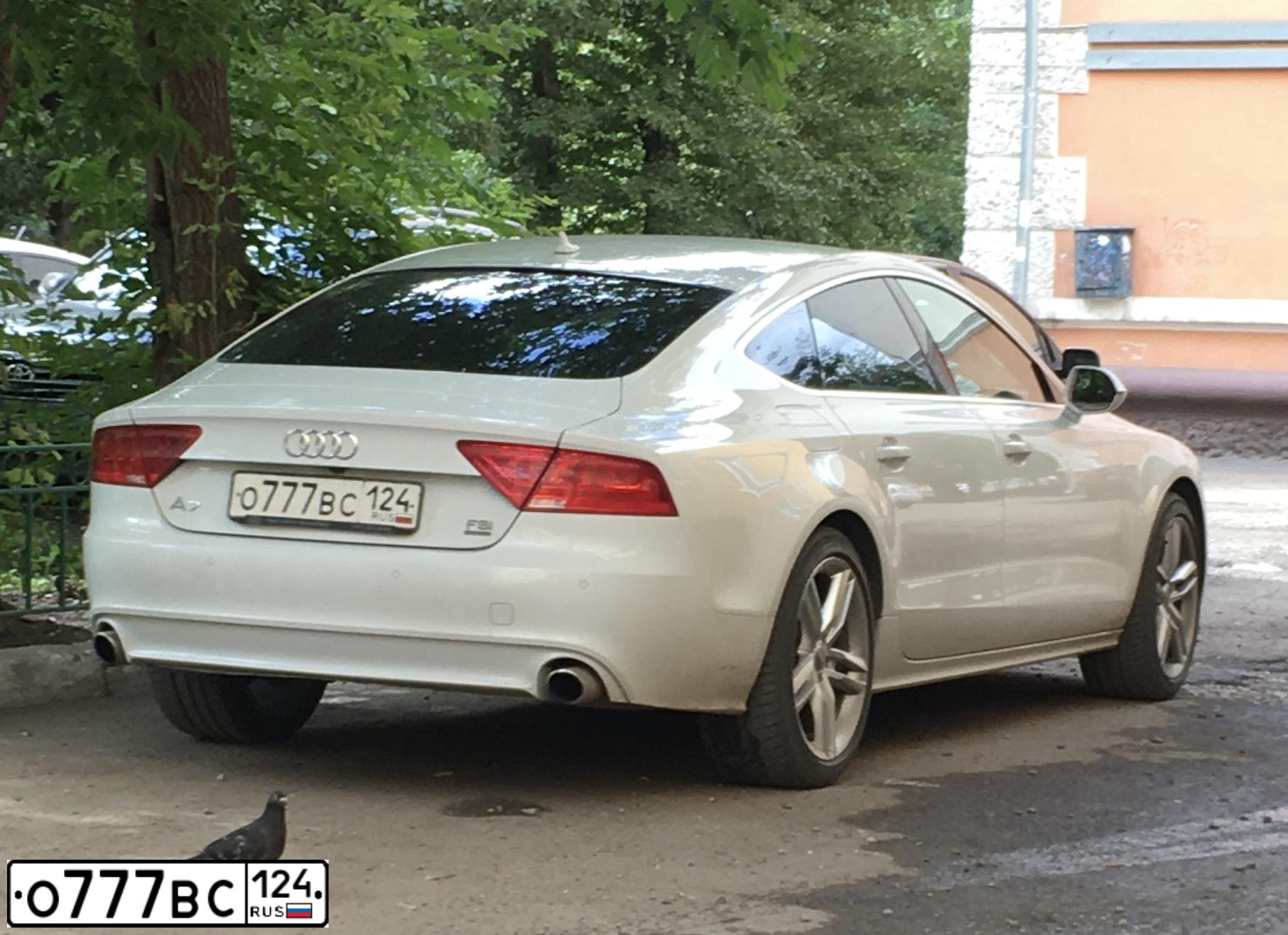 Фото автомобиля AUDI A5, 2008 — госномер В997НН124. Цвет: ЧЕРНЫЙ
