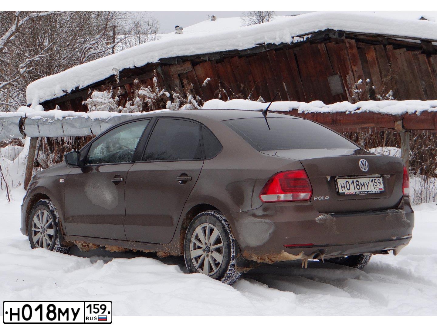 Фото автомобиля VOLKSWAGEN POLO, 2016 — госномер Т892ТВ716. Цвет: Коричневый