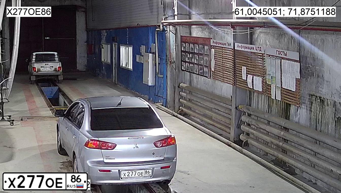 Фото автомобиля LADA 2112, 2005 — госномер К375УУ154. Цвет: синий