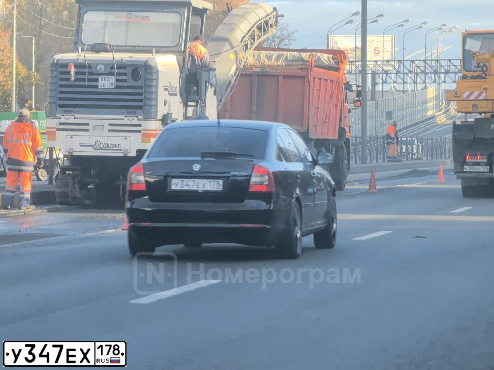 Фото автомобиля SKODA OCTAVIA, 2013 — госномер Н718ЕХ323