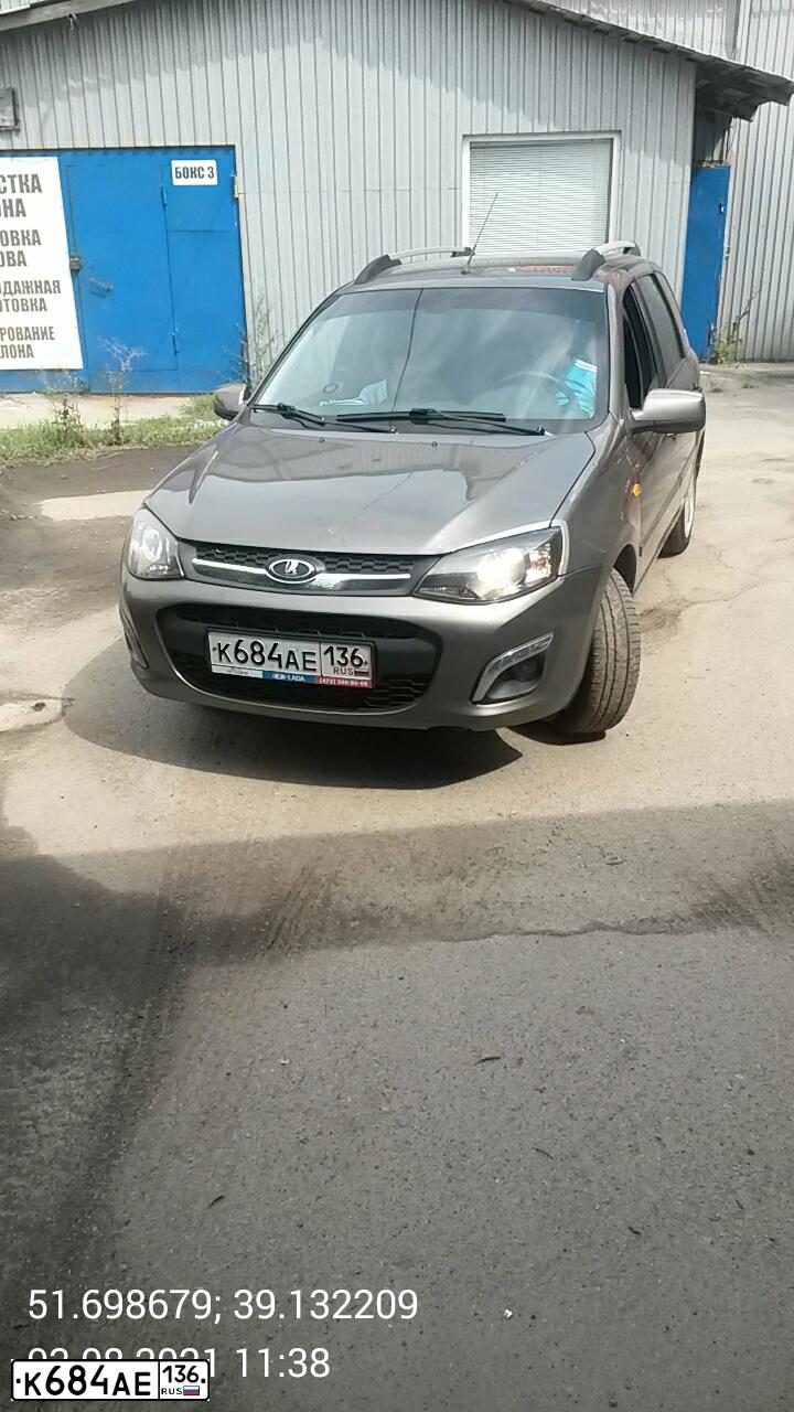 Фото автомобиля LADA 2194 KALINA, 2015 — госномер К684АЕ136. Цвет: Золотисто-коричневый