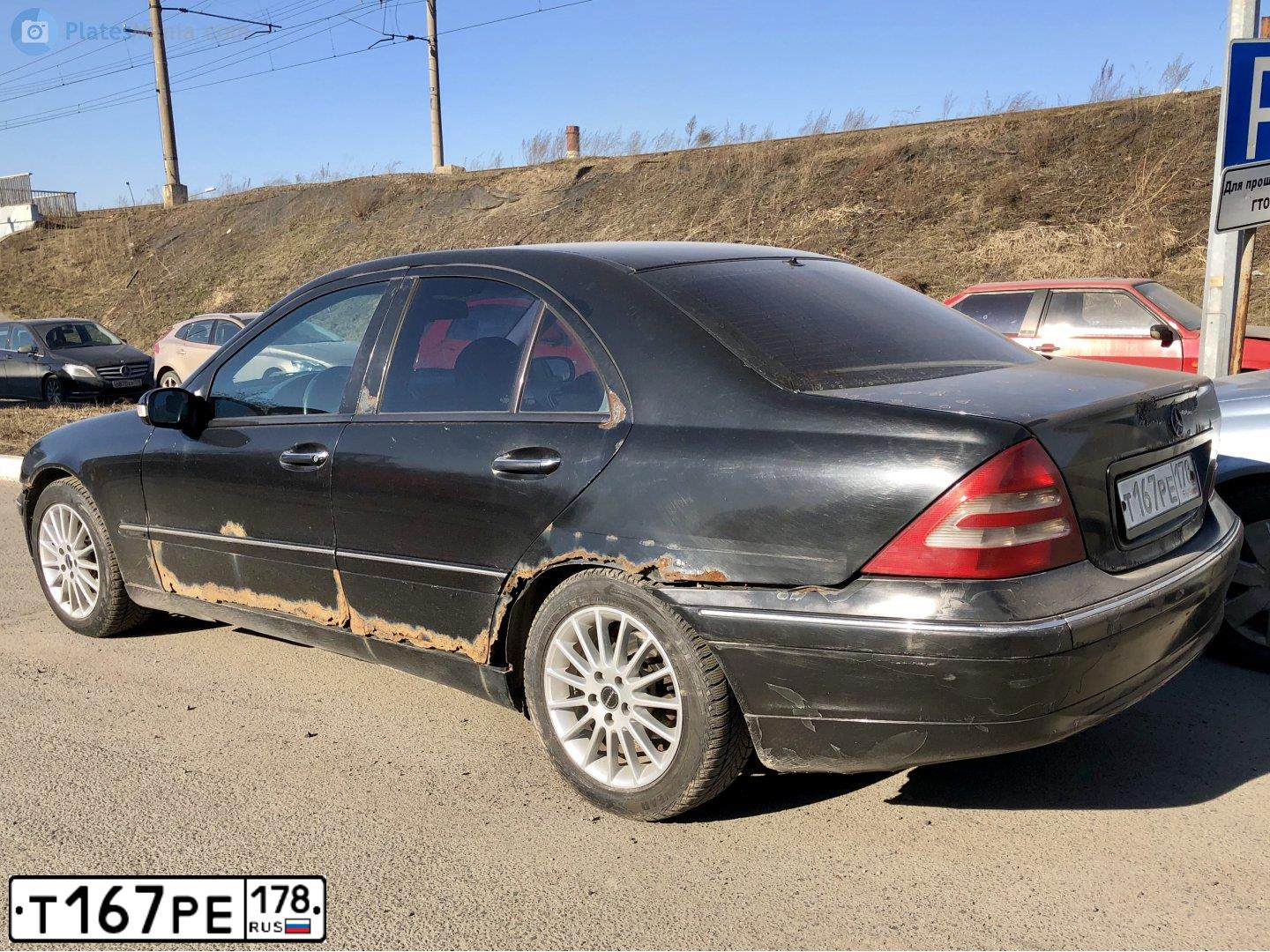 Фото автомобиля MERCEDES C-KLASSE, 2001 — госномер А621УК147. Цвет: ЧЕРНЫЙ