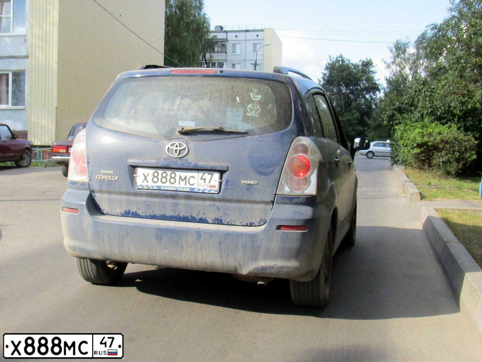 Фото автомобиля ТОЙОТА АВЕНСИС, 2010 — госномер Х888МС47. Цвет: СИНИЙ
