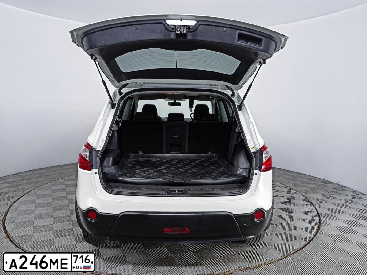 Фото автомобиля NISSAN QASHQAI, 2012 — госномер С612РК73. Цвет: Белый