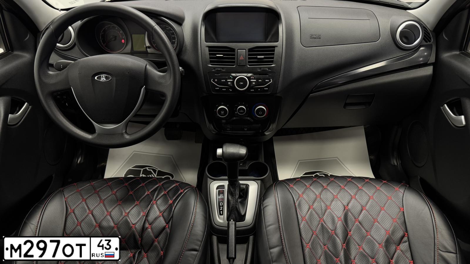 Фото автомобиля LADA 2192 KALINA, 2013 — госномер М297ОТ43. Цвет: СЕРЕБРИСТЫЙ