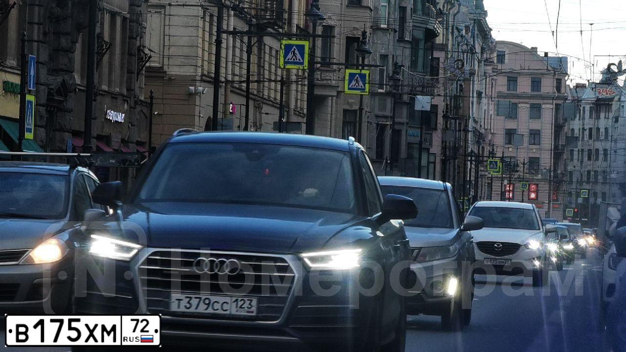 Фото автомобиля LADA 2110, 2005 — госномер В175ХМ72. Цвет: СЕРО-СИНЕ ЗЕЛЕНЫЙ