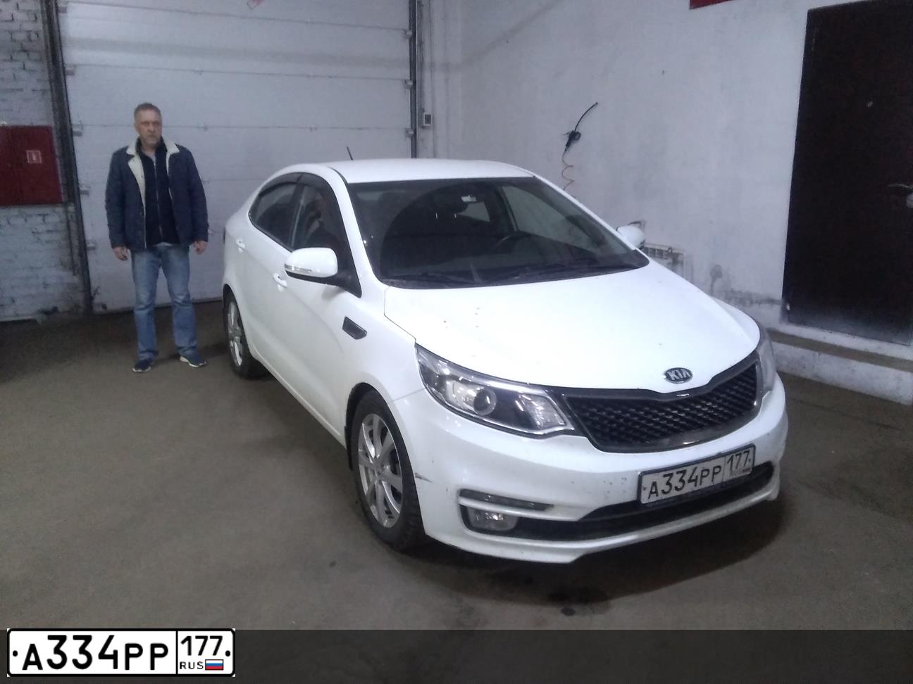 Фото автомобиля KIA SPECTRA, 2007 — госномер А316ОА790. Цвет: Золотисто-бежевый