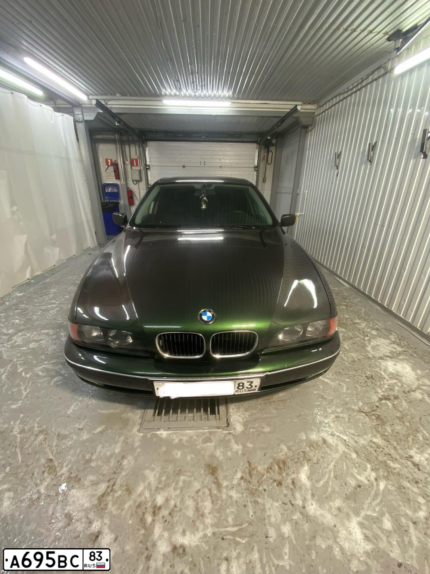 Фото автомобиля BMW 520I, 2000 — госномер А039АХ83. Цвет: ЗЕЛЕНЫЙ