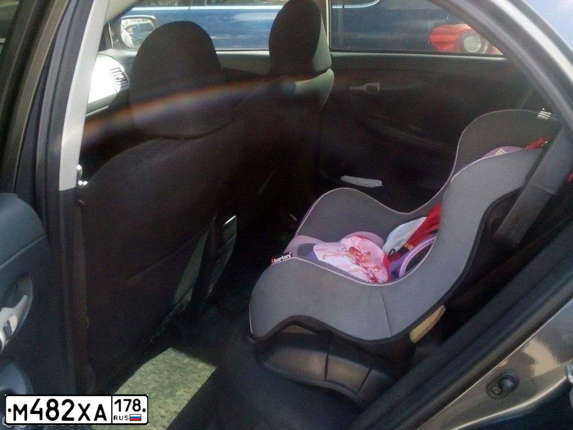 Фото автомобиля TOYOTA COROLLA, 2008 — госномер Е890ТК35. Цвет: СЕРЫЙ