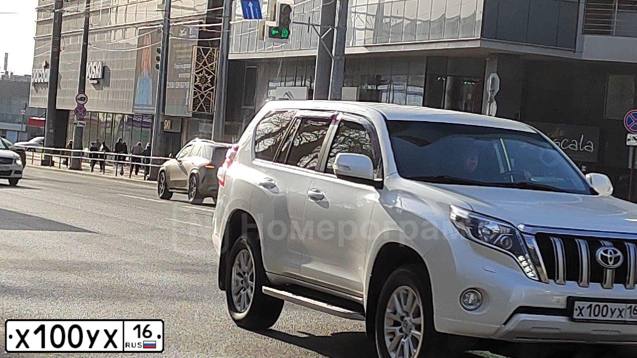 Фото автомобиля LADA 2170 PRIORA, 2010 — госномер К807МС21. Цвет: Серо-сине-зеленый