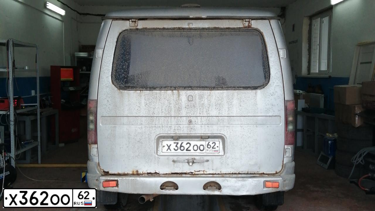 Фото автомобиля GAZ 2217 SOBOL, 2006 — госномер Х362ОО62. Цвет: БУРАН