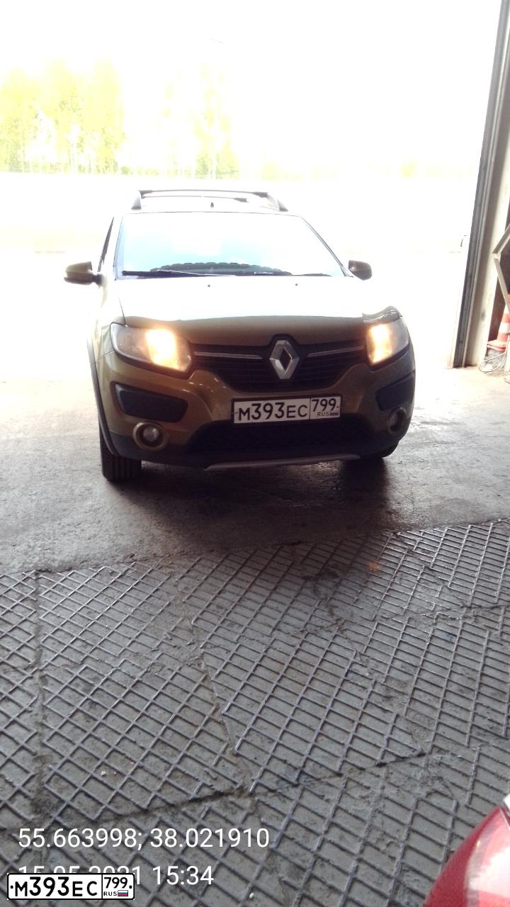 Фото автомобиля MAZDA CX-5, 2012 — госномер Т337ВК790. Цвет: Серебристый
