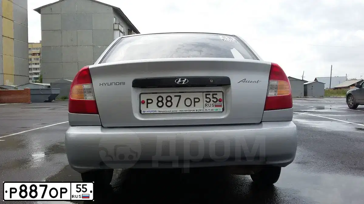 Фото автомобиля TAGAZ ACCENT, 2004 — госномер Р887ОР55. Цвет: СЕРЕБРИСТЫЙ