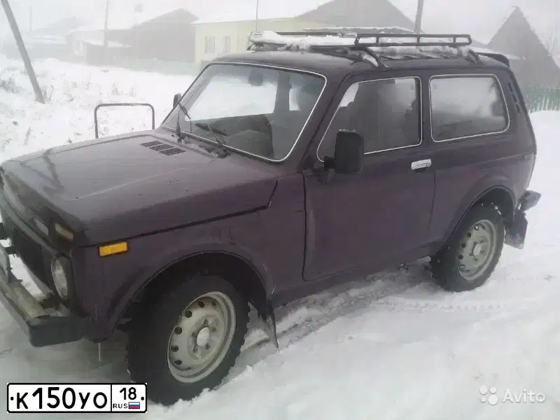 Фото автомобиля LADA 2121 NIVA, 2004 — госномер К150УО18. Цвет: ЧЕРНЫЙ