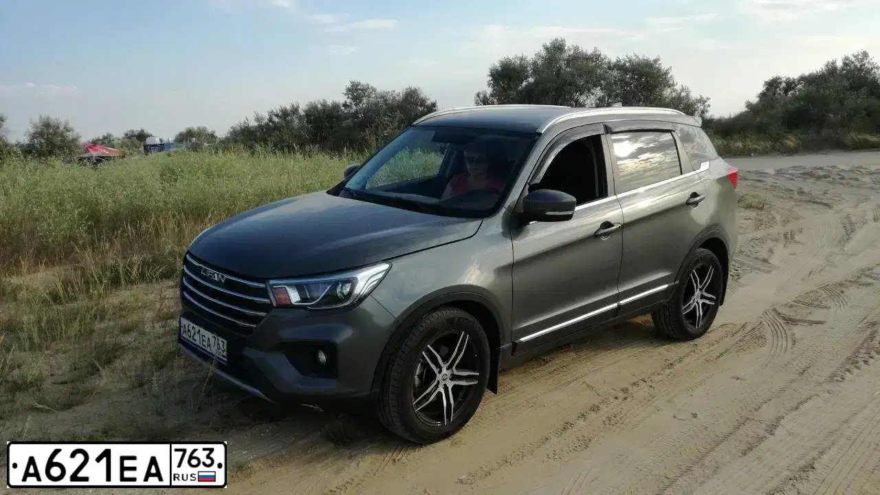 Фото автомобиля LIFAN X70, 2018 — госномер Х793ОО196